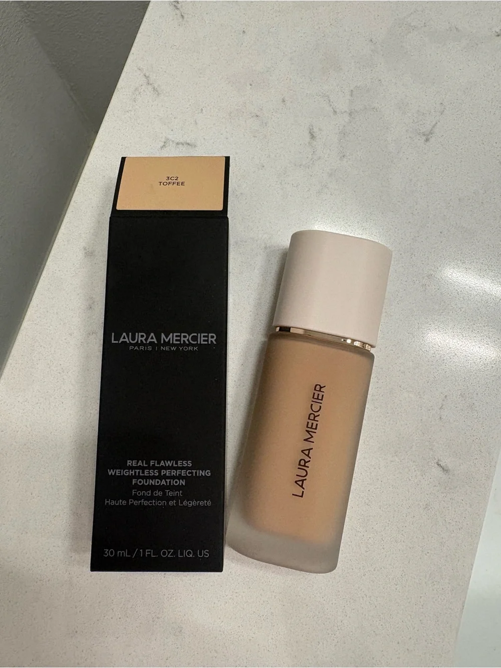 laura mercier Real Flawless Foundation - Toffee Beige